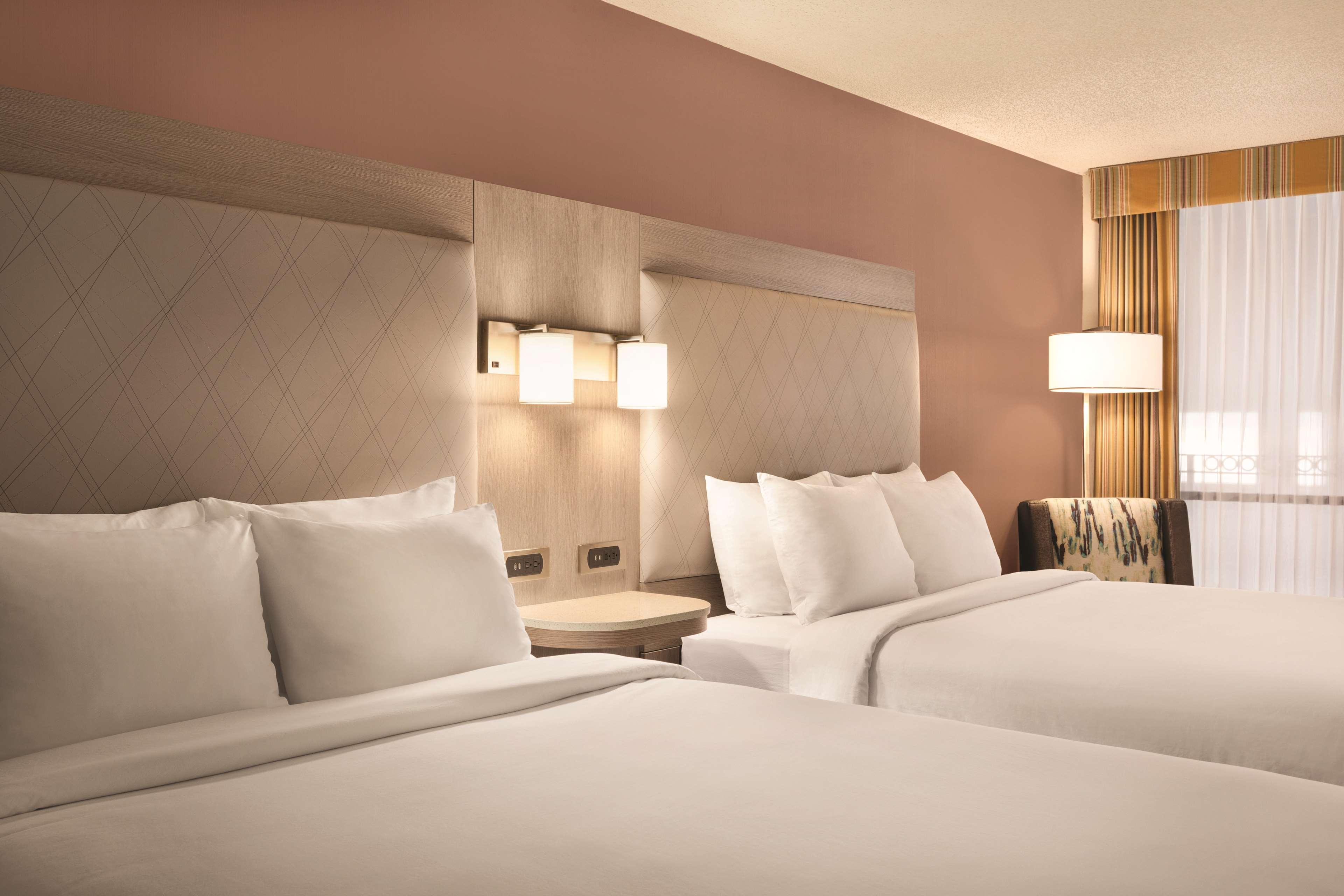 Radisson Hotel Lenexa Overland Park Esterno foto