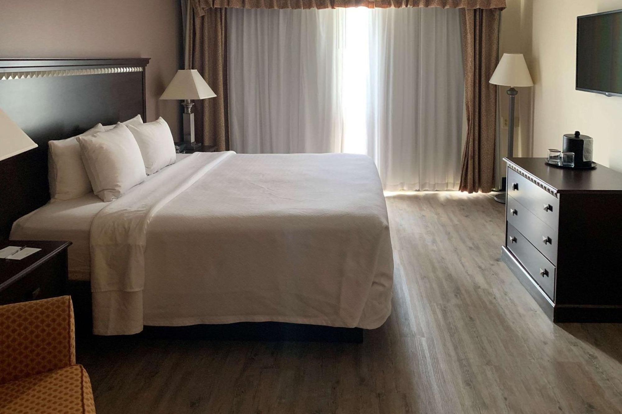 Radisson Hotel Lenexa Overland Park Esterno foto