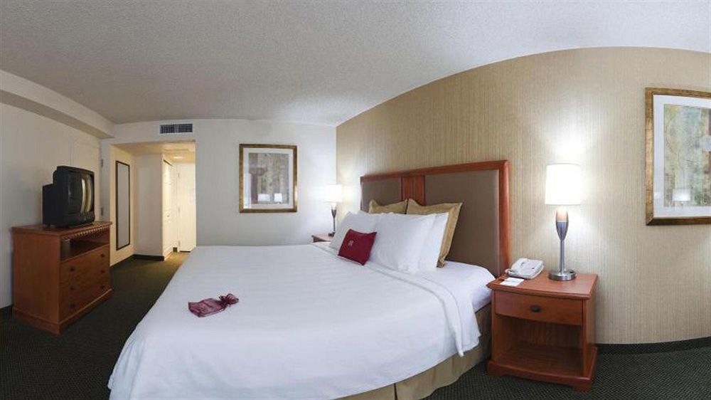 Radisson Hotel Lenexa Overland Park Esterno foto